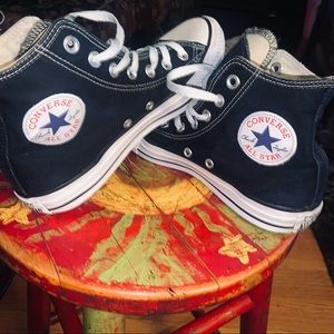 Converse shoes size 71/2